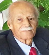 كان أحمد الحضري، رجلا منضبطا يتمسك كثيرا بالدقة وما يعرف في التقاليد العسكرية بـ«الضبط والربط»