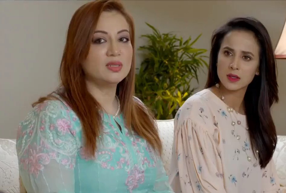 سيرة درامية لمعاناة المرأة العاملة