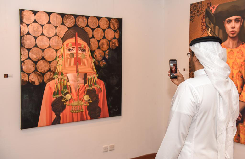 عالم مفتوح على القراءة والتأويل