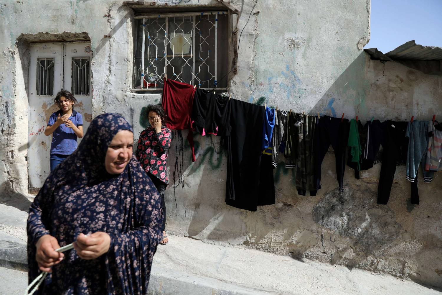 الدائرة تضيق على الإخوان المسلمين