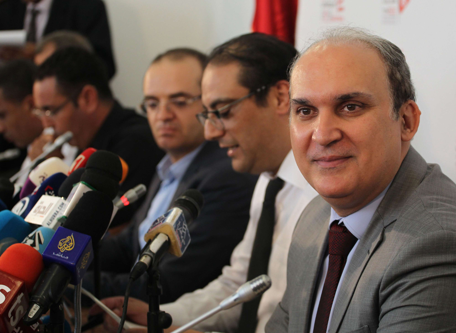 هيئة الانتخابات تعمل على مراقبة مواقع التواصل الاجتماعي