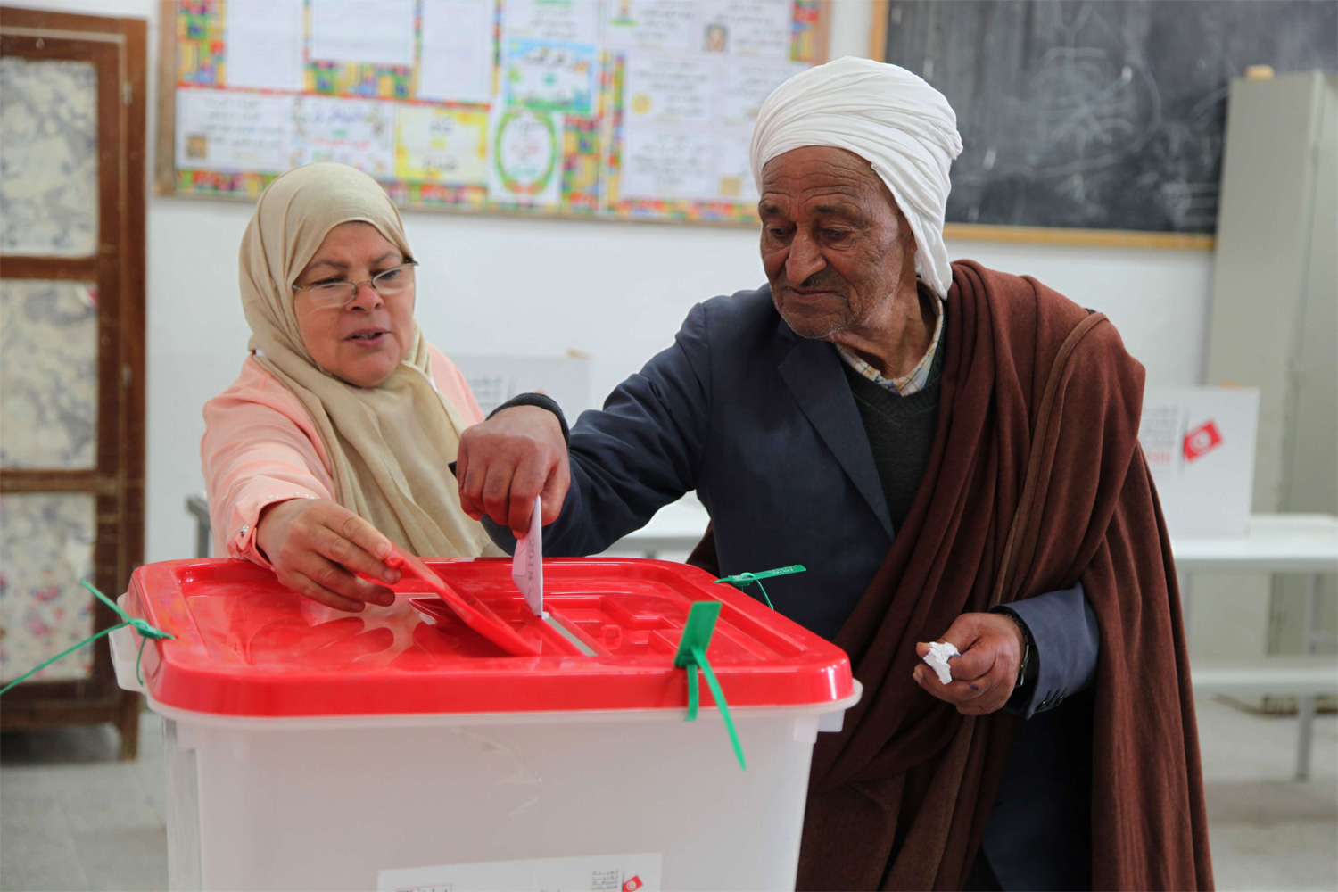 المرشحون للانتخابات الرئاسية التونسية لا يملكون وعودا 
