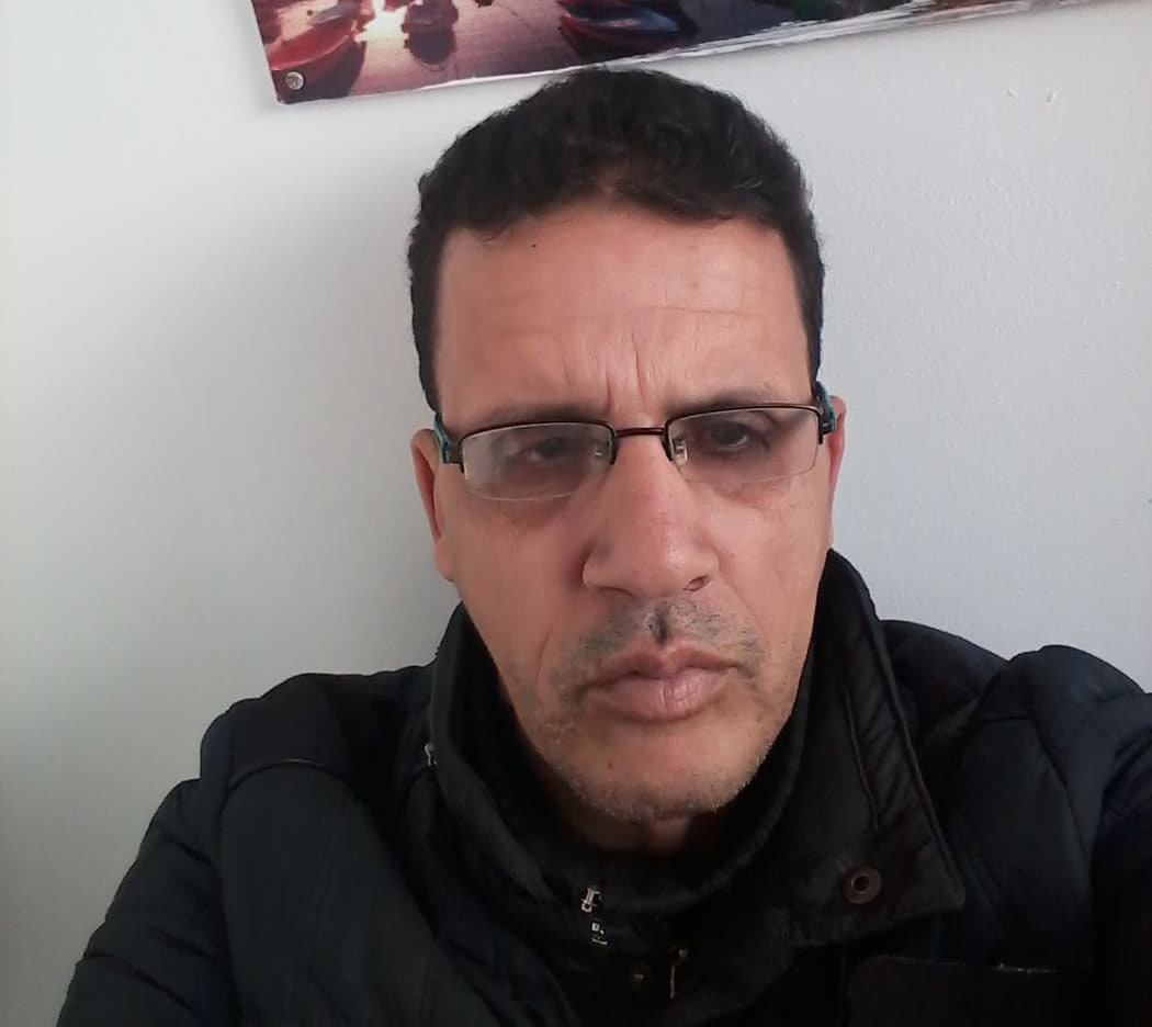 الشعر تجاوز للرتابة وللضبط المعجمي