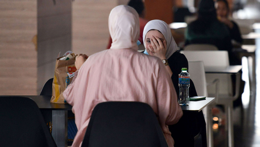 البعض يقول إن هذا النوع من الأماكن ا يقوض مبدأ المساواة بين الجنسين، التي تفتقدها المجتمعات العربية أساسا