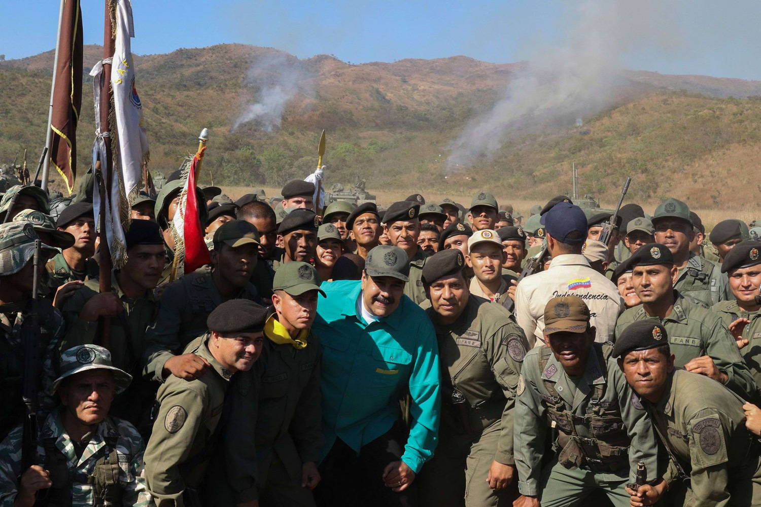 انشقاقات في صفوف الجيش