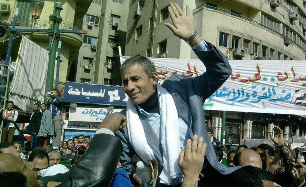 انتماؤه إلى حزب الوفد الليبرالي الذي يعود تأسيسه إلى نحو مئة عام مضت، كان فيه داود أقرب إلى التيار اليساري، الذي يُسميه بعض المؤرخين بتيار الطليعة الوفدية، وهو تيار ينتصر لحقوق الفئات الأدنى، ويتبنى خطاب العدالة الاجتماعية