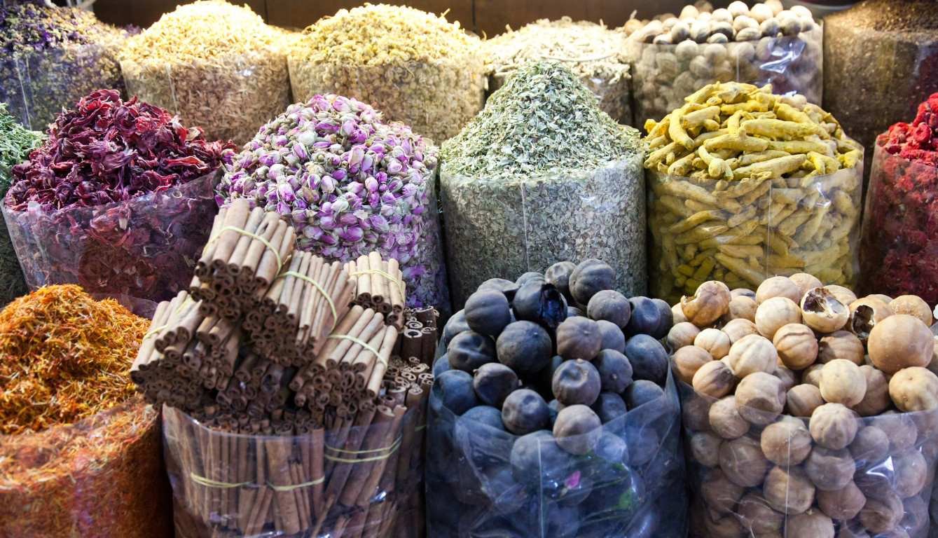 ألوان التمازج الثقافي بين بلدان الشرق