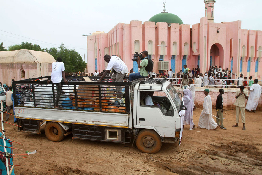 الثورة السودانية  طالبت بتفكيك الأذرع الداخلية والخارجية لنظام البشير