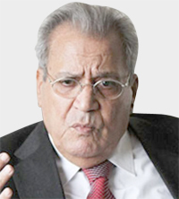 جابر عصفور: "الخادمات" جعلت من جينيه رمزا من رموز مسرح العبث