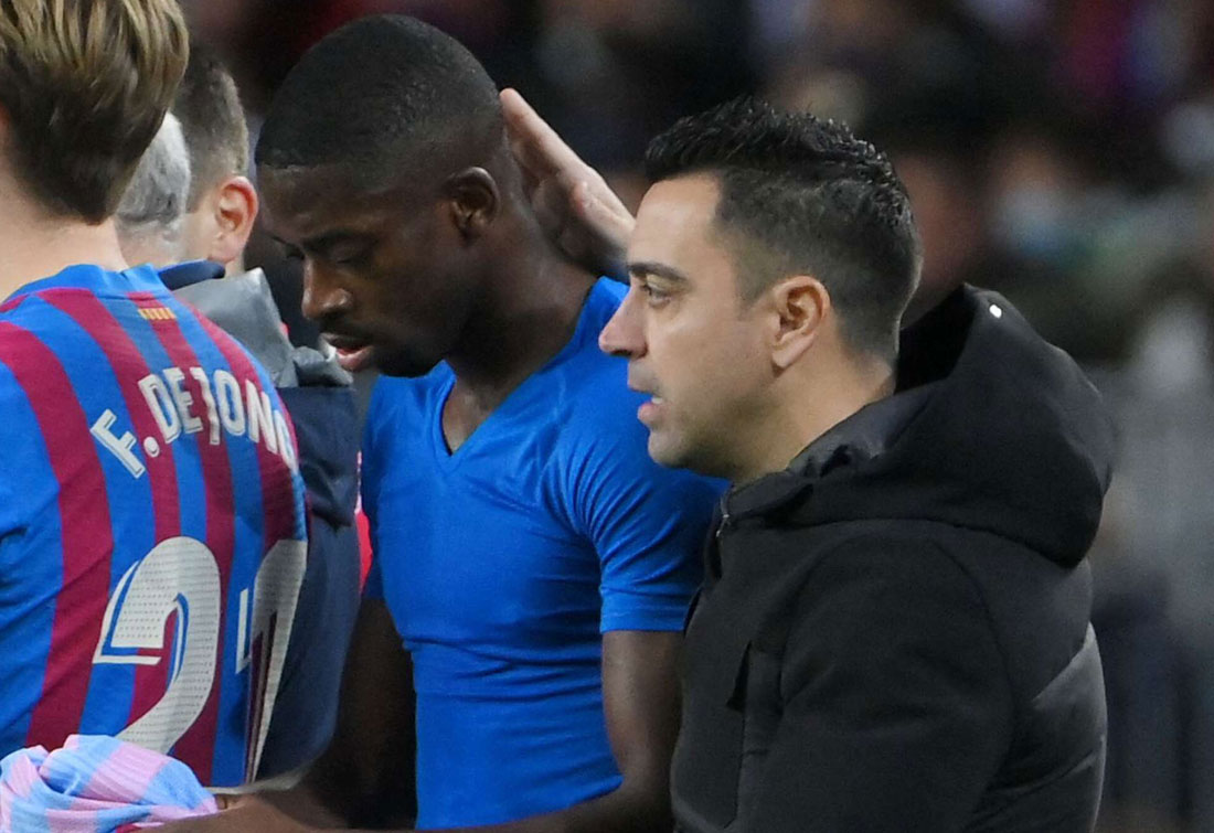 تشافي هيرنانديز المدير الفني لنادي برشلونة يشعر بخيبة أمل كبيرة من الفرنسي عثمان ديمبيلي جناح الفريق