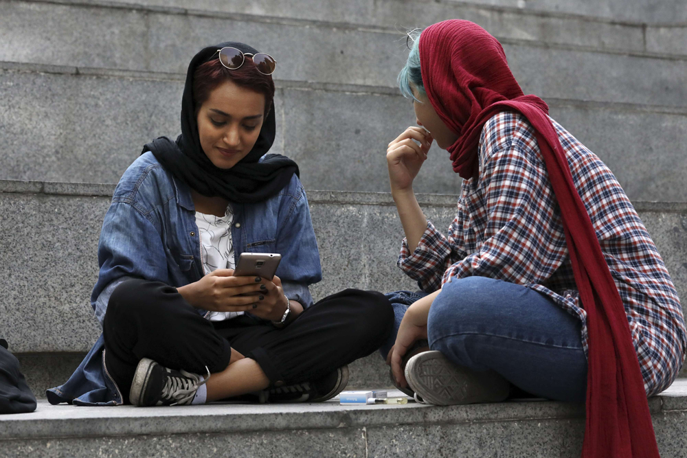 التعرض المفرط للضوء الأزرق قد يؤدي إلى فقدان البصر