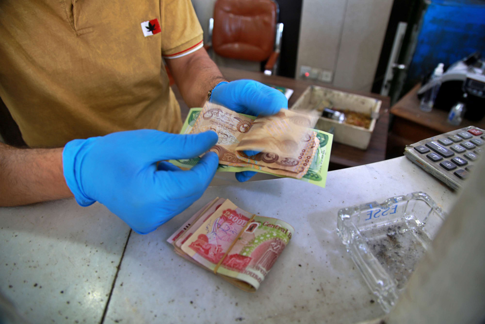 وزارة المالية بحاجة إلى اقتراض 30 تريليون دينار لتأمين رواتب الموظفين والمتقاعدين 