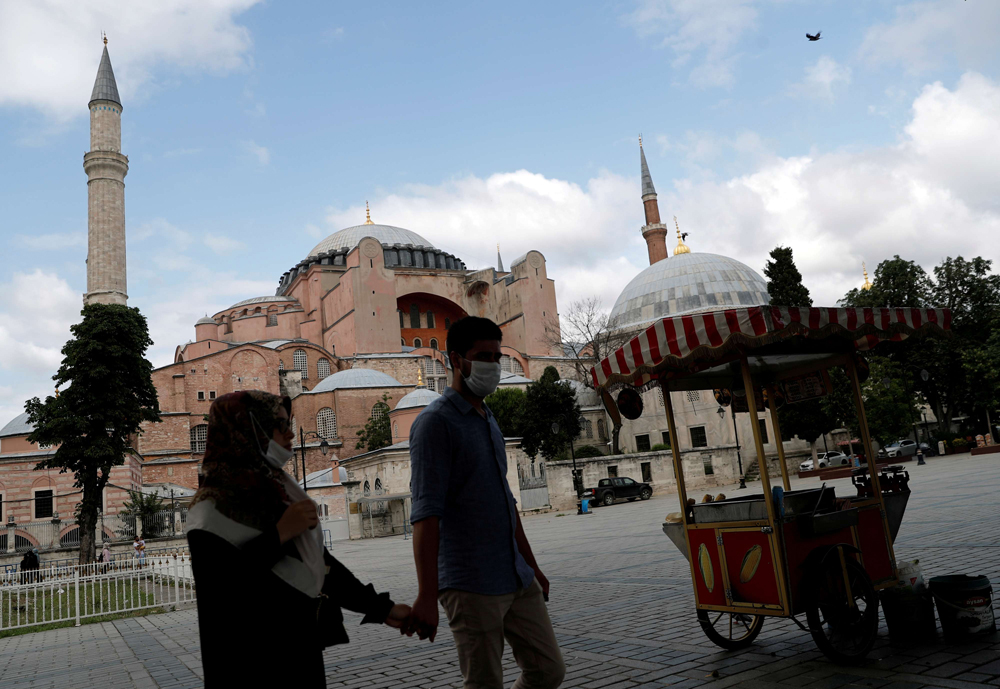انتقادات واسعة لقرار تحويل كاتدرائية آيا صوفيا إلى مسجد  
