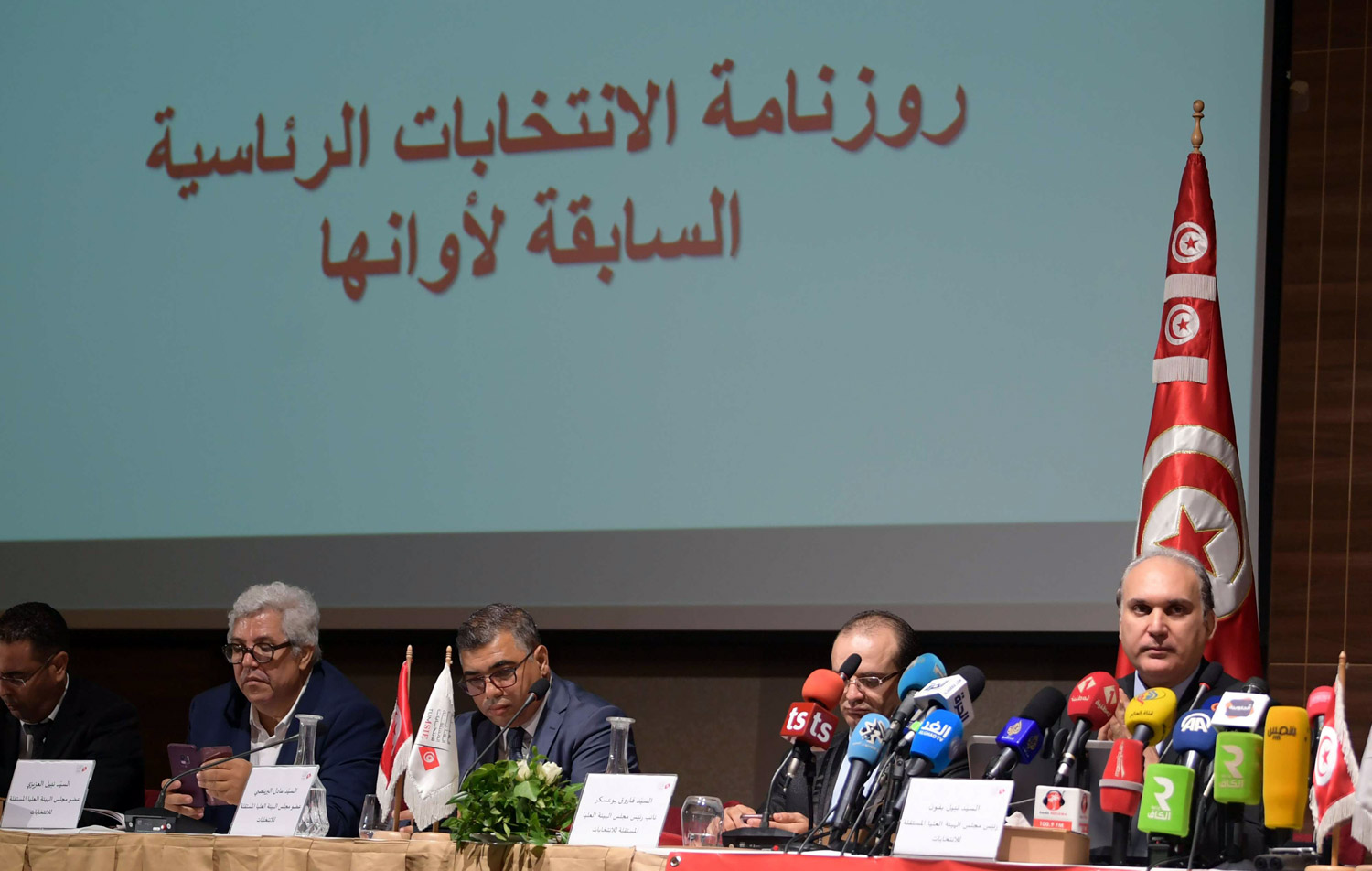 تونس أمام انتخابات ساخنة وحاسمة
