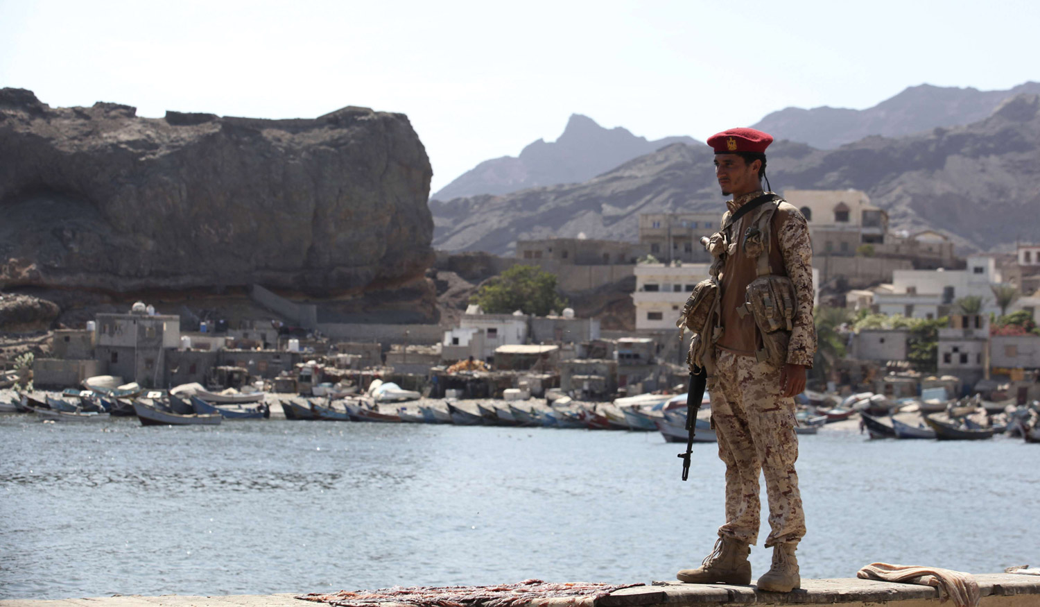 بنود الاتفاق تمنح المجلس الانتقالي حق إدارة المحافظات الجنوبية عبر اختيار القيادات المحلية