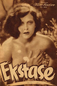 عندما عرض فيلم {النشوة} في {الموسترا} عام 1934 اعتُبر {فضيحة المهرجان} أو {الفيلم الفضائحي} فقد كان أول فيلم في تاريخ السينما تظهر بطلته وهي تجري عارية في الغابة قبل أن تلقي بنفسها في البحيرة وتسبح عارية تماما