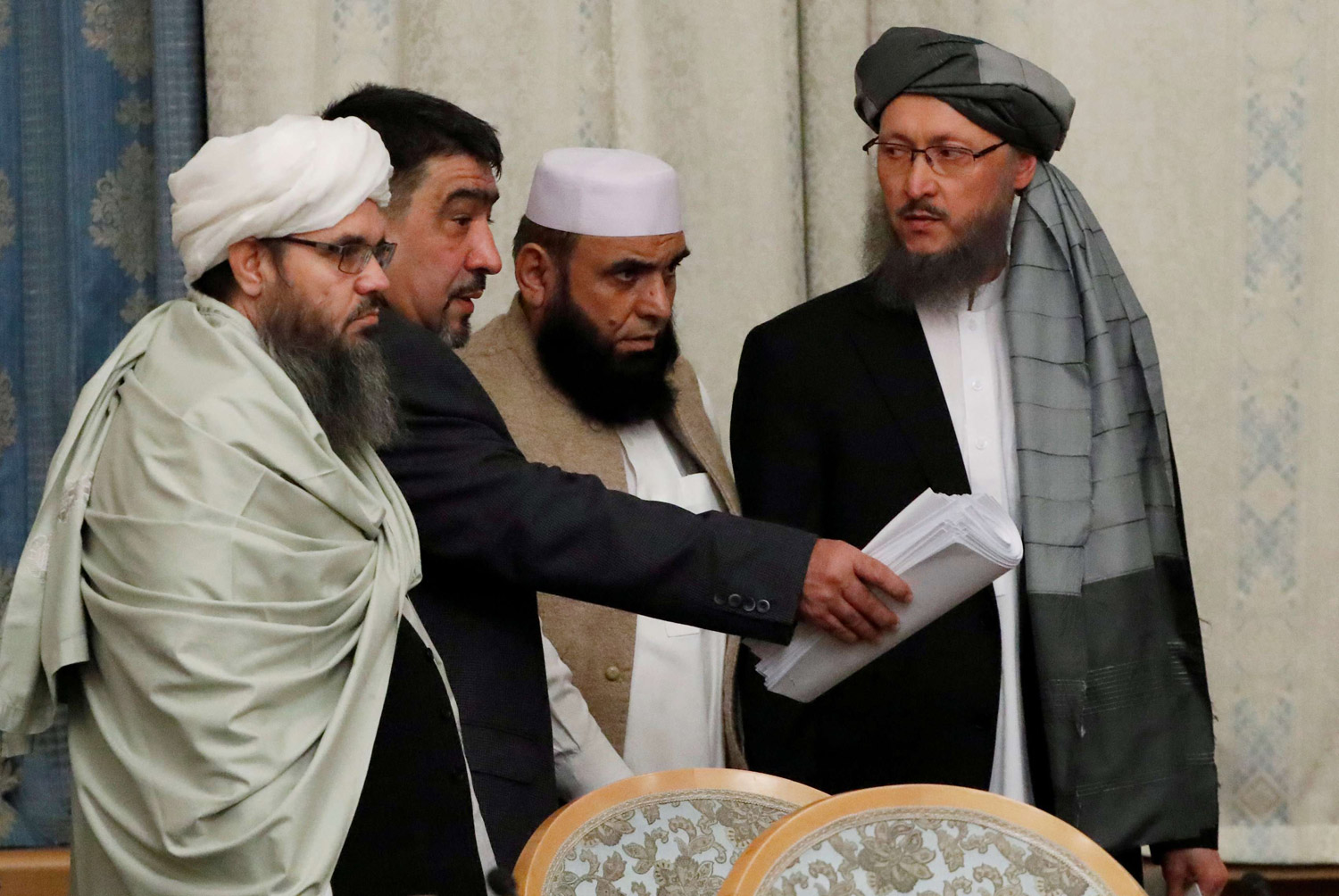منذ 2013، دعمت إيران ودربت الآلاف من الأفغان، بعضهم مهاجرون غير شرعيين، للانضمام إلى لواء فاطميون