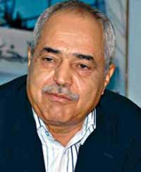 أحمد بن بيتور: نضوب الاحتياطات الأجنبية يهدد كيان الدولة بالكامل