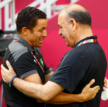 ☚ المنتخب المغربي بقيادة حسين عموتة قدم مؤشرات قوية على أنه سينافس بقوة على اللقب، علما أنه فاز بالنسخة الأخيرة في 2012