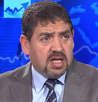 نبيل جمعة: الوضع الانتقالي يطيل  أمد التداعيات السلبية على الاقتصاد الجزائري