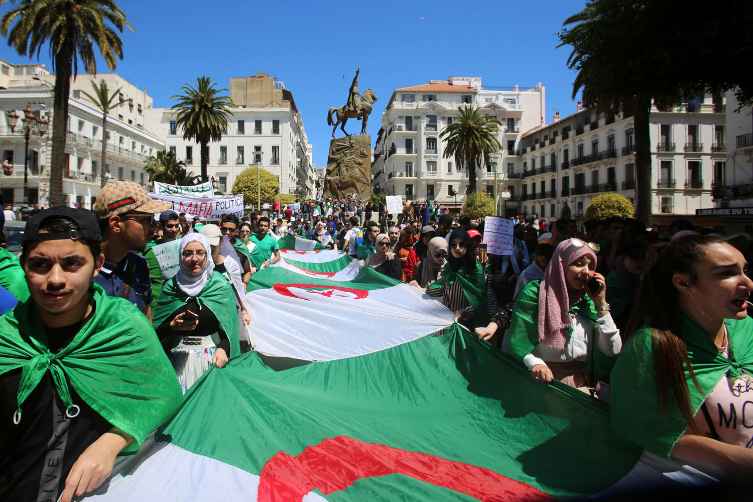 الحراك الشعبي مستمر