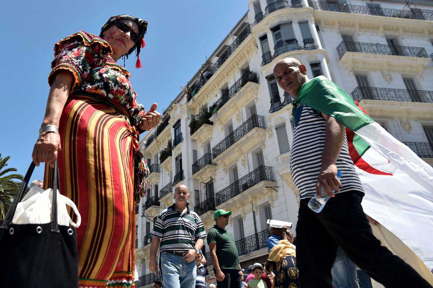 بروز خارطة ثقافية وسياسية جديدة في الجزائر
