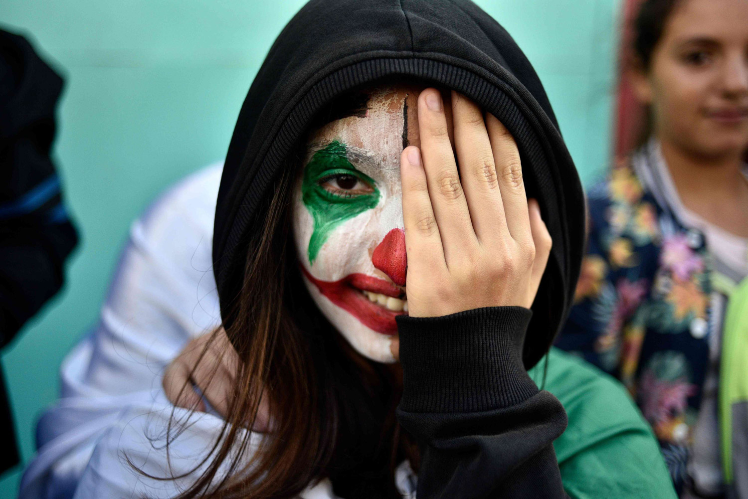 الحراك الشعبي يتمسك بمطلبه الرافض لتنظيم الانتخابات الرئاسية 