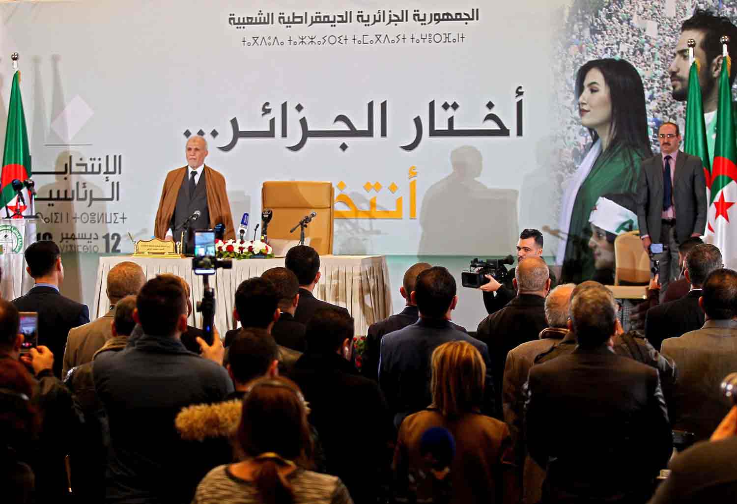 تزكية شرفي شكلت أولى مناورات السلطة لتوجيه الانتخابات ومؤشرا قويا على الدور الذي سيضطلع به الرجل 