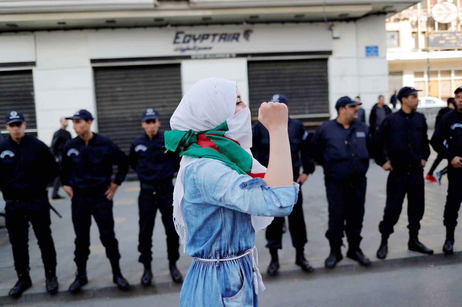 حضور المرأة الجزائرية في الحراك الشعبي، كان إحدى الرسائل القوية على التحول العميق في المجتمع