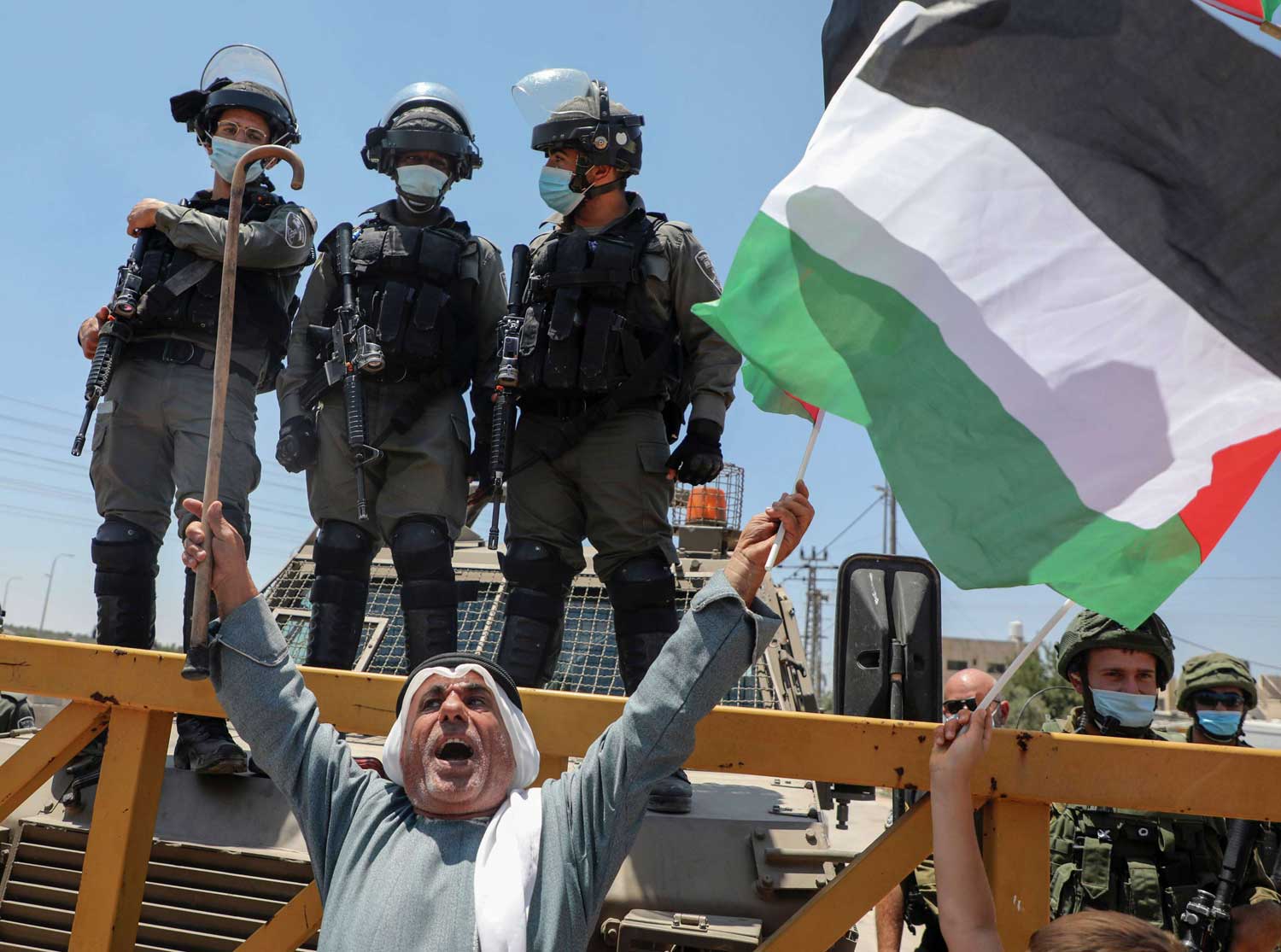 العقل الصهيوني يفتش عن وسيلة للخلاص من العنصر الإسرائيلي غير اليهودي في دولته