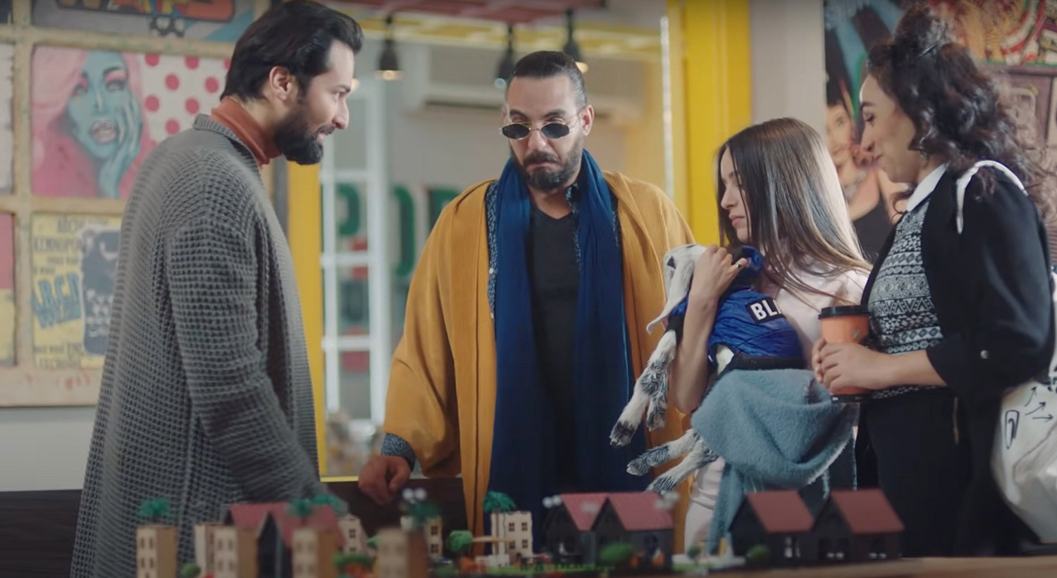عنوان إيحائي 