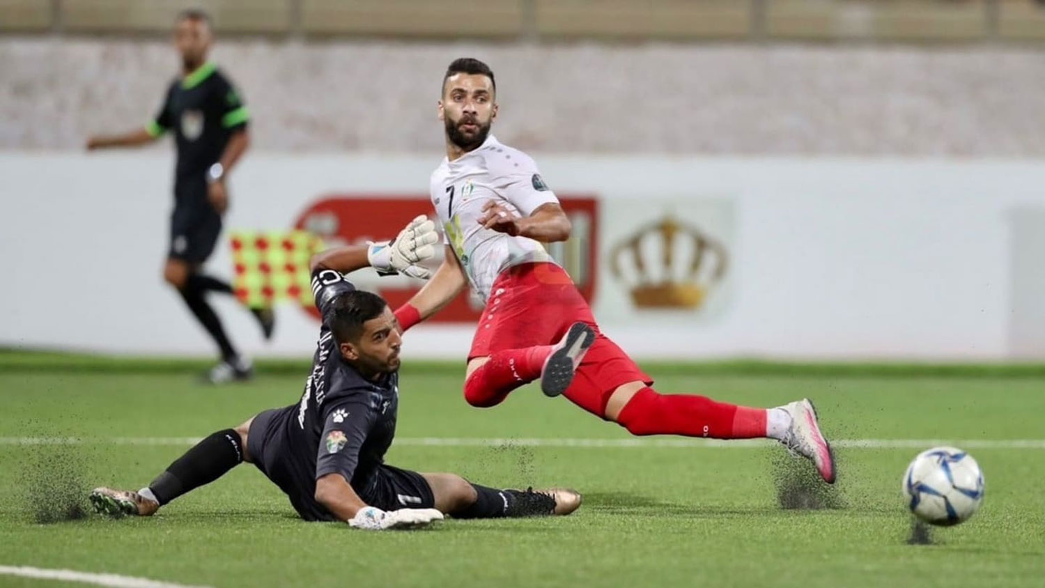 زعامة محلية تنتقل إلى القارة 