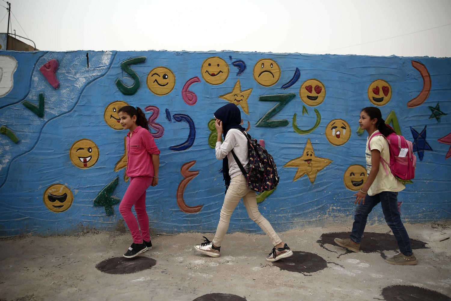 ستبدال اللغة الفرنسية باللغة التركية في مناهج الدراسة