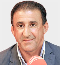 مصطفى عبدالكبير: هناك شبكات دولية تغري الشباب بالهجرة نحو أوروبا