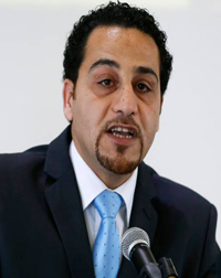 بسام عورتاني:  المشكلة في طريقة تفكير المجتمع، فإن كان يحمل ثقافة عنصرية، فإنه سيبحث عن مفردات تخدم عنصريته