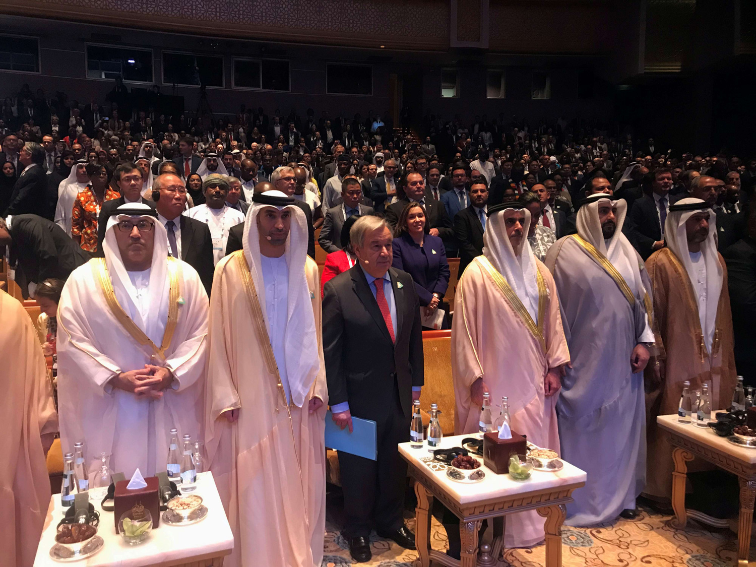 المطالبة بحماية المناخ