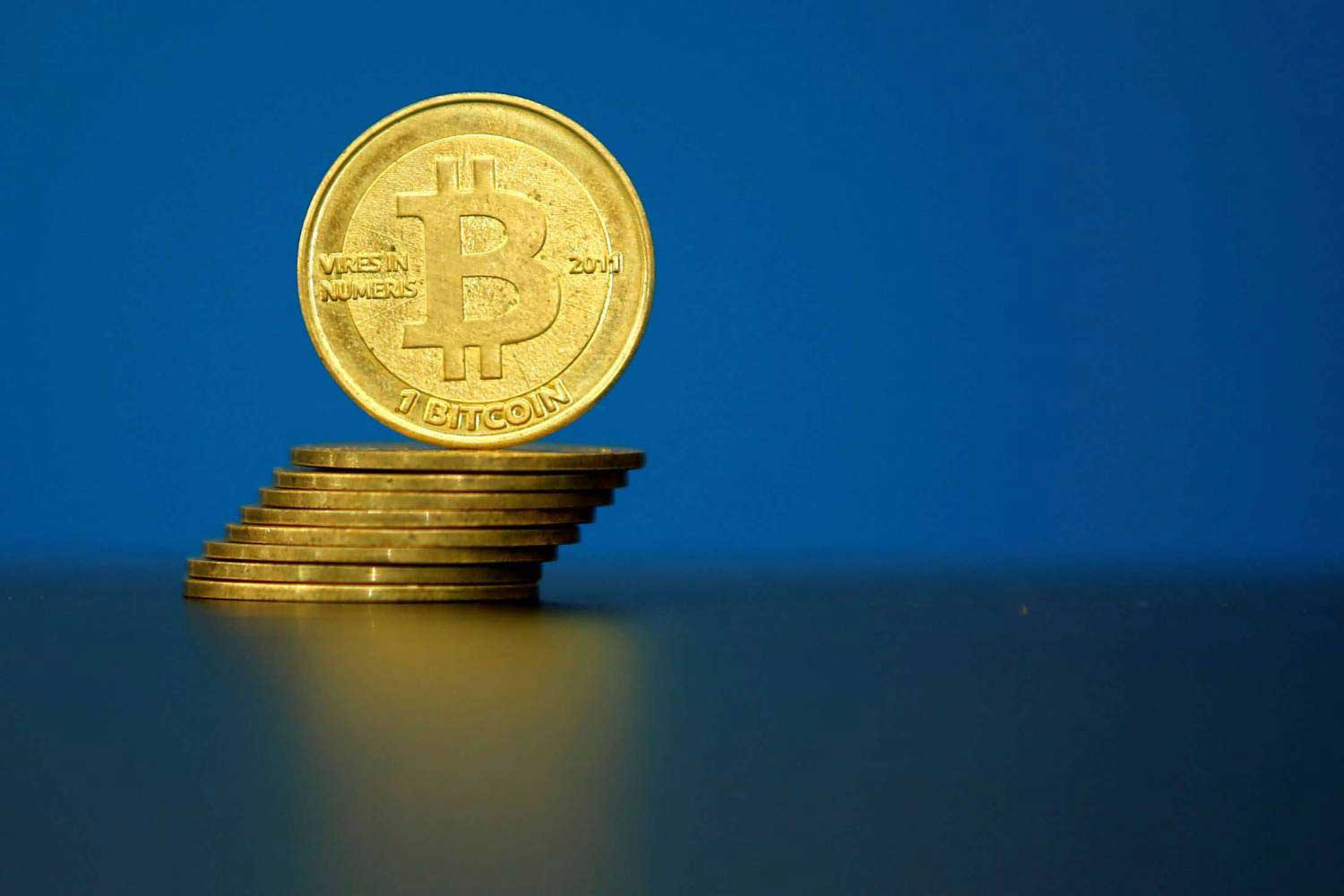 حظر استخدام بطاقات الائتمان في شراء وبيع العملات الرقمية العام الماضي أكد إمكانية خنقها وسجنها في أقبية سرية صغيرة
