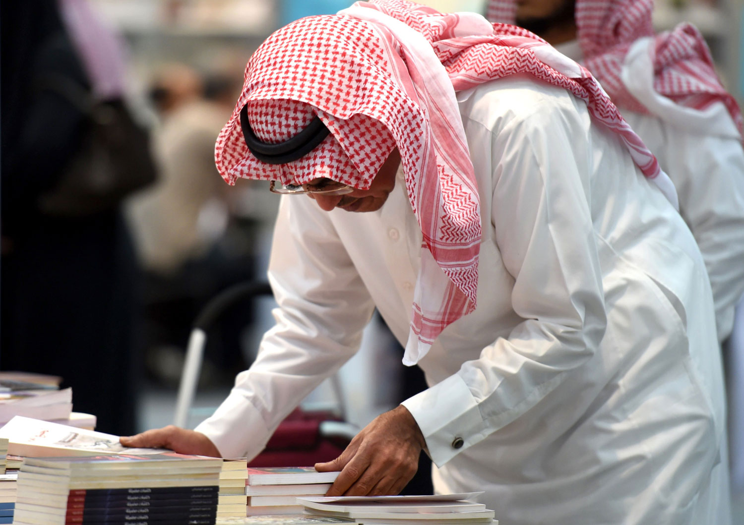 إقبال واضح على كتب الفلسفة والروايات التي تحمل مضامين فكرية