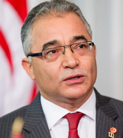 محسن مرزوق: تداعيات هذا التصعيد النقابي لن تقتصر على الجانب الاجتماعي
