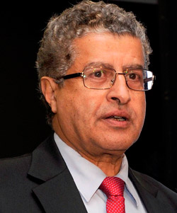 د.معجب الزهراني: نناشد تعليم لغة الضاد في فرنسا، كلغة حضارة وليست كلغة دين
