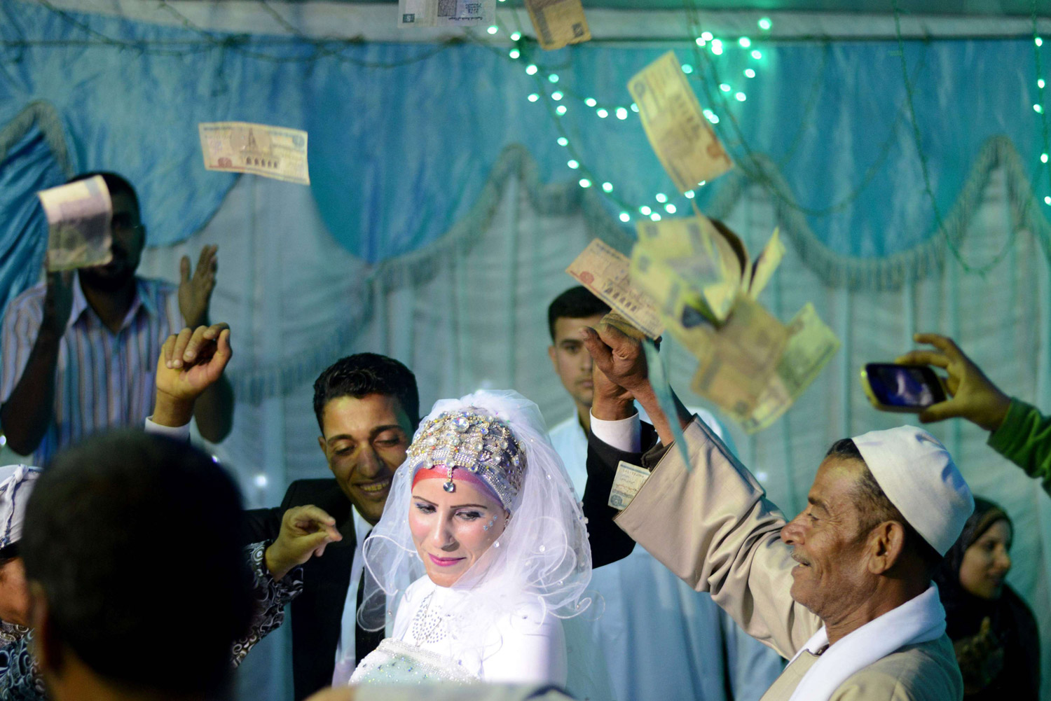 الزواج العرفي قد يكون مربحا للبعض أكثر من الزواج الرسمي
