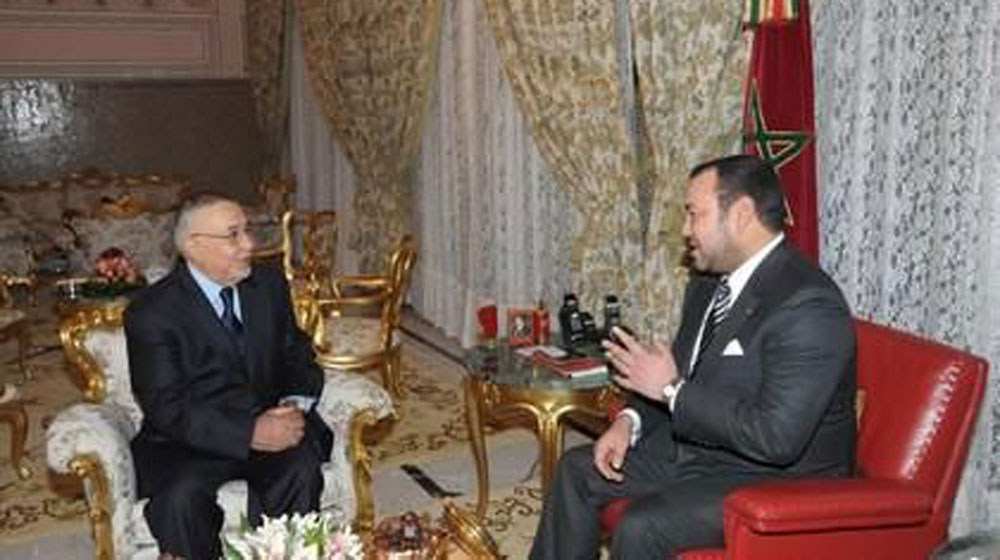الراضي يتحدر من أسرة كانت في خدمة سلاطين وملوك المغرب، إلا أنه نشأ يساريا متشبّعا بثقافة النضال وببراغماتية  السياسيين وهدوء رجال الدولة وثقافة علماء الاجتماع