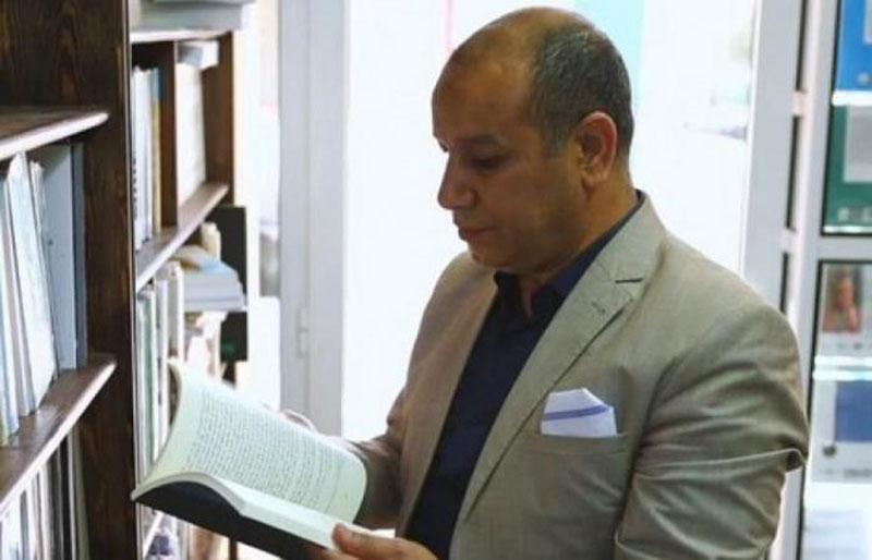 تتوزع كتابات بوطيب بين السردية والشعرية والنقدية
