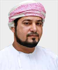 علي المحضار: في لوحاتي أحاول الاقتراب من حياة الناس والتعرّف على خصائصها