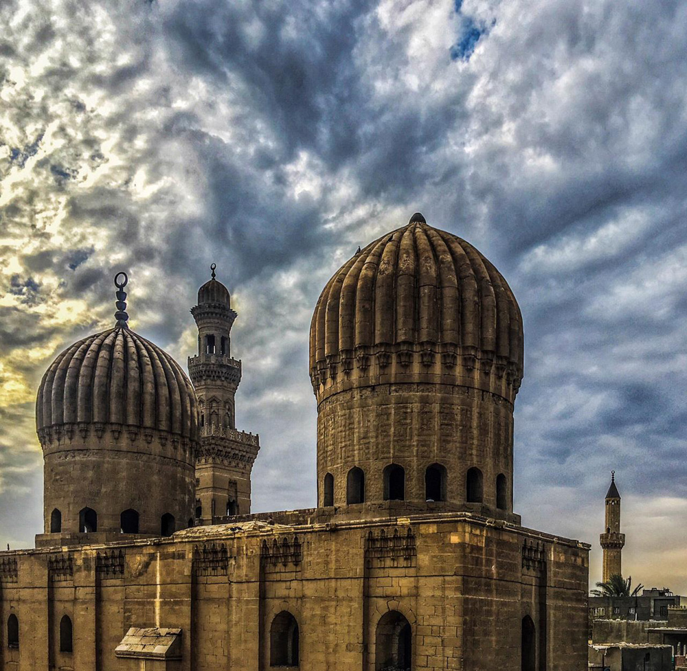 القبة السلطانية المدفونة فيها زوجة الأشرف خليل بن قلاوون