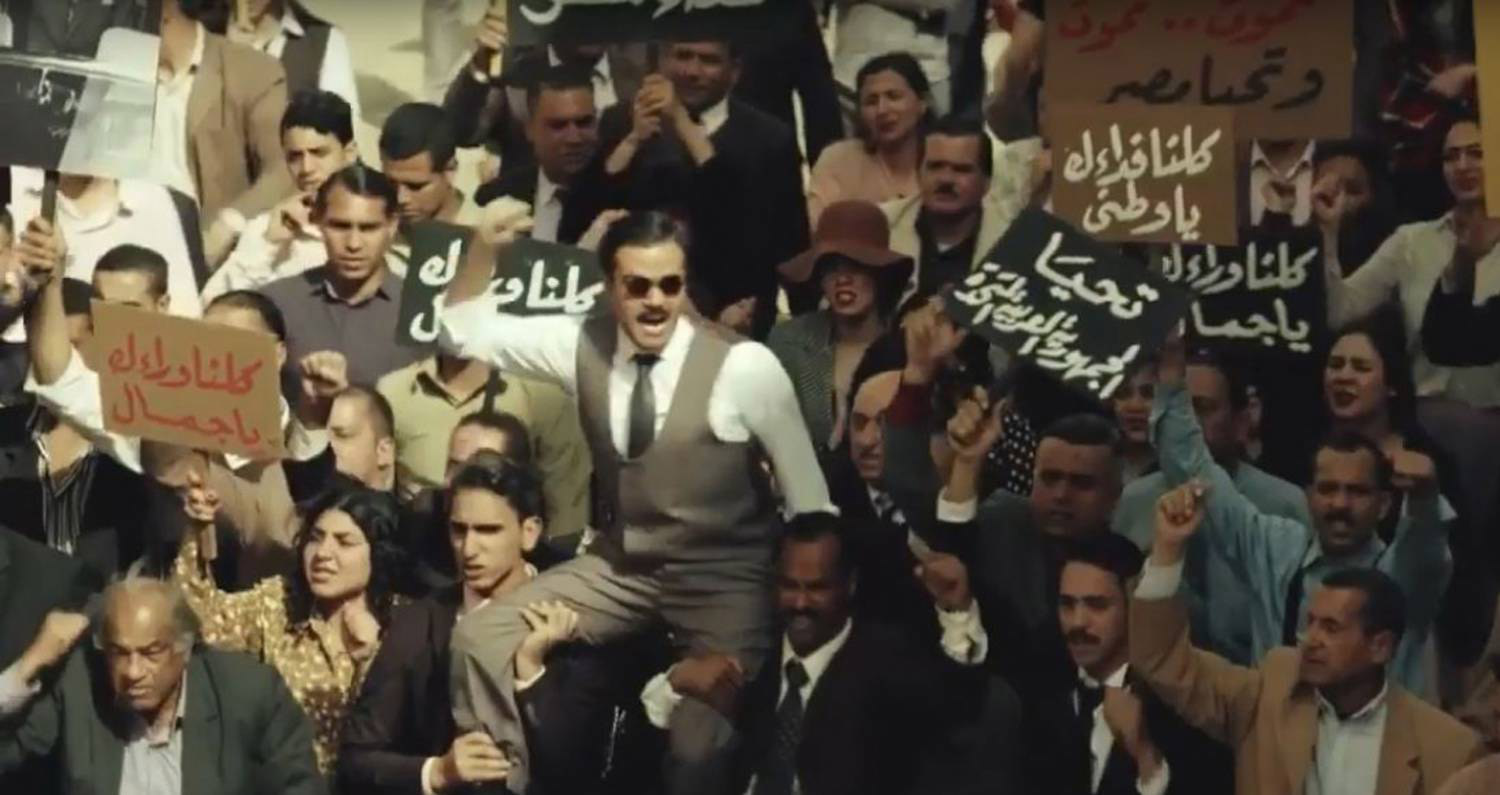تفاعل طلابي مع القاهرة وأحداثها