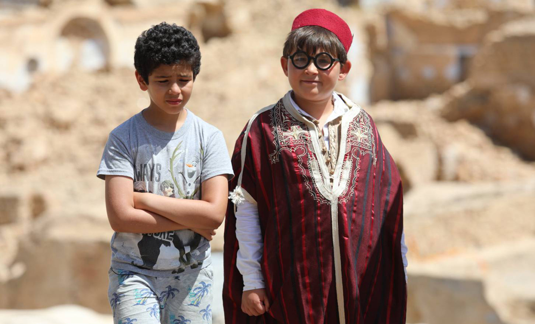 الفيلم يكشف أمراض المجتمع التونسي العديدة وفق بنية درامية سلسة تجمع بين الكوميديا والفانتازيا والتراجيديا