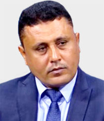 ياسر اليافعي: قوات الإخوان تواجه حرب استنزاف في جبهة أبين