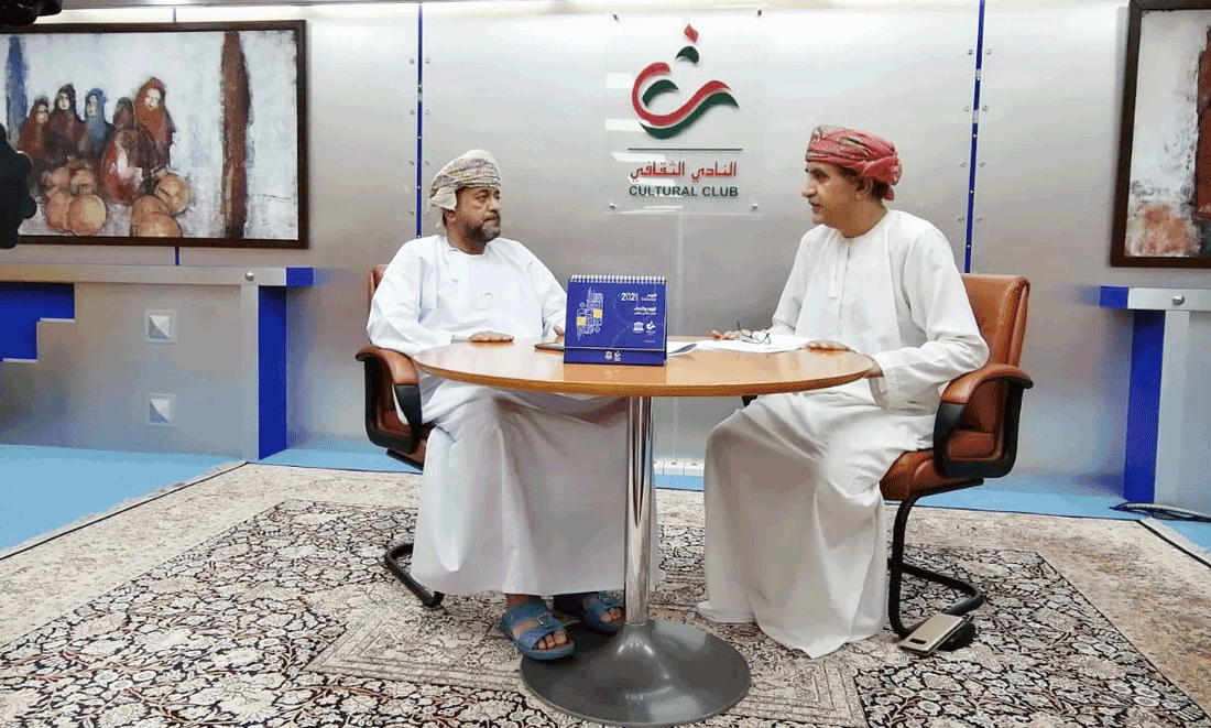 حوار يرصد واقع الإعلام العماني