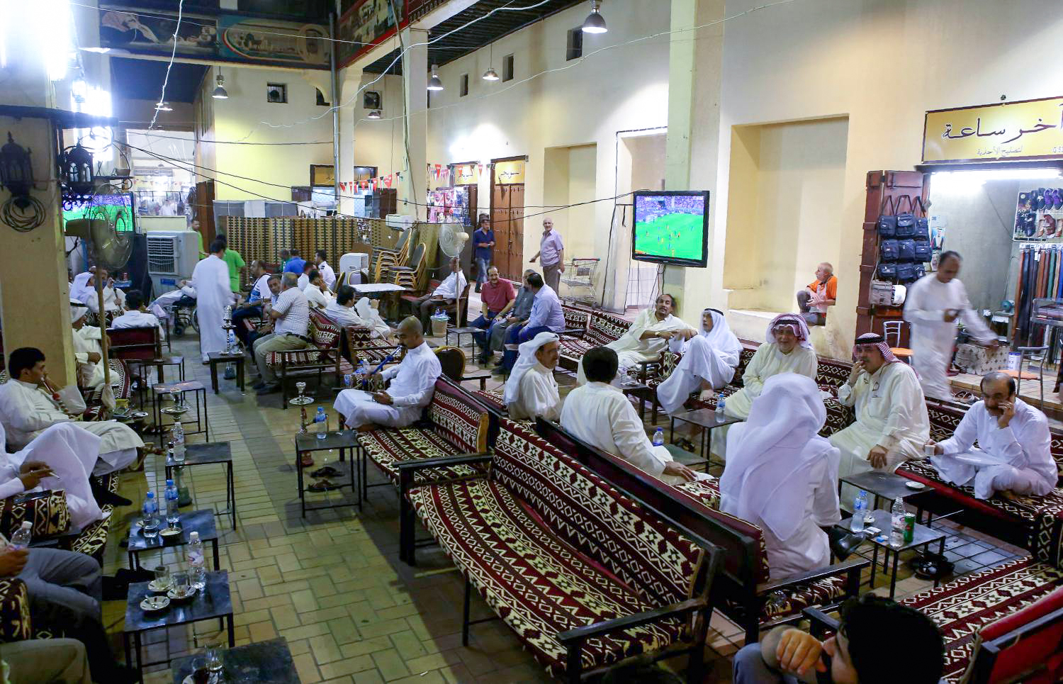 مقاه معاصرة بطابع تراثي